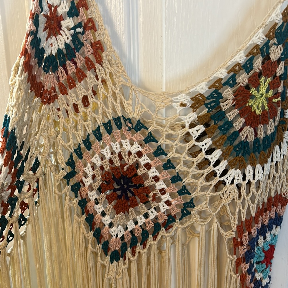 Net Top - Picture 3 of 3